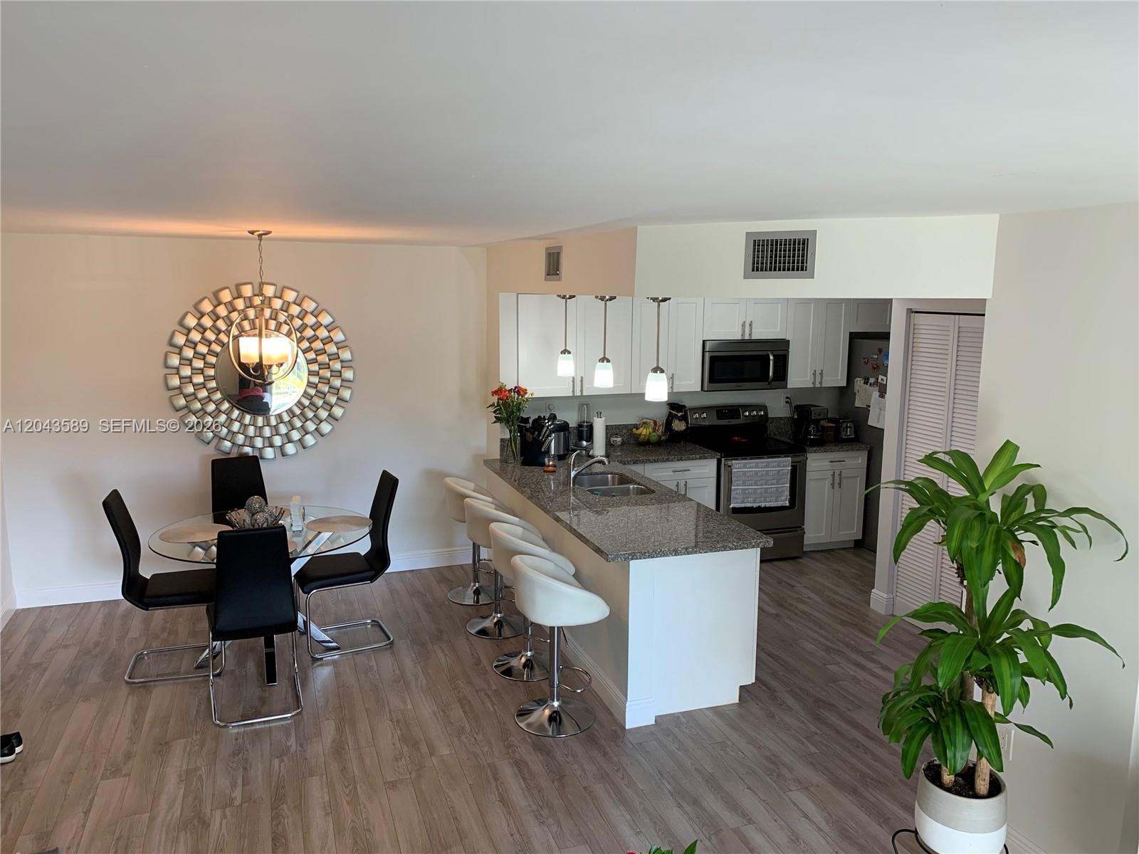 8660 SW 212th Street 305, Cutler Bay, FL 33189