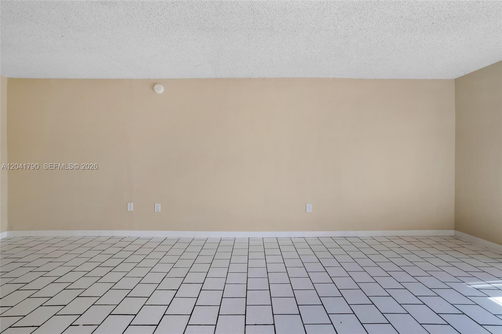 4805 NW 7th Street 302-15 — photo 10