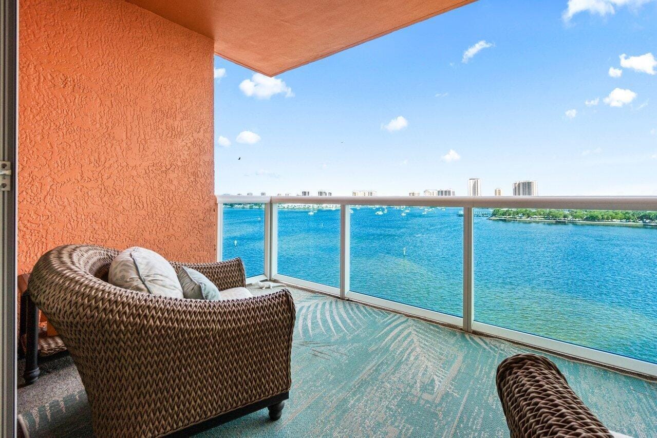 2640 Lake Shore Drive 908, Riviera Beach, FL 33404 photo 29