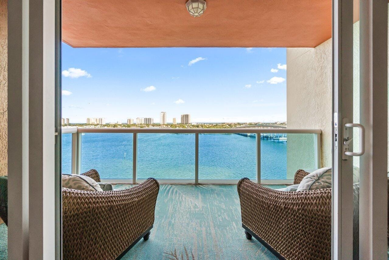 2640 Lake Shore Drive 908, Riviera Beach, FL 33404 photo 7