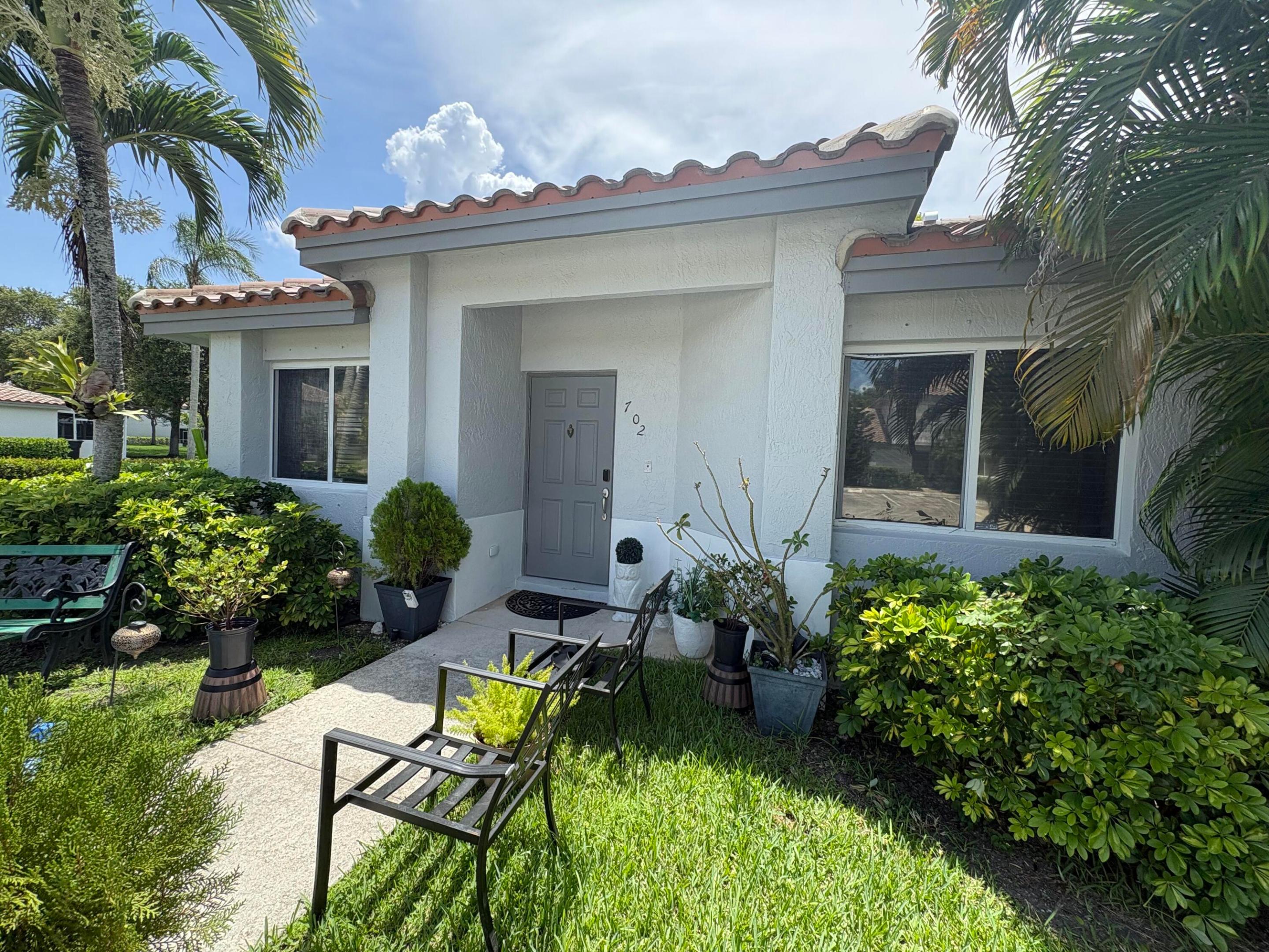 702 NW 208th Terrace, Pembroke Pines, FL 33029, Pembroke Pines