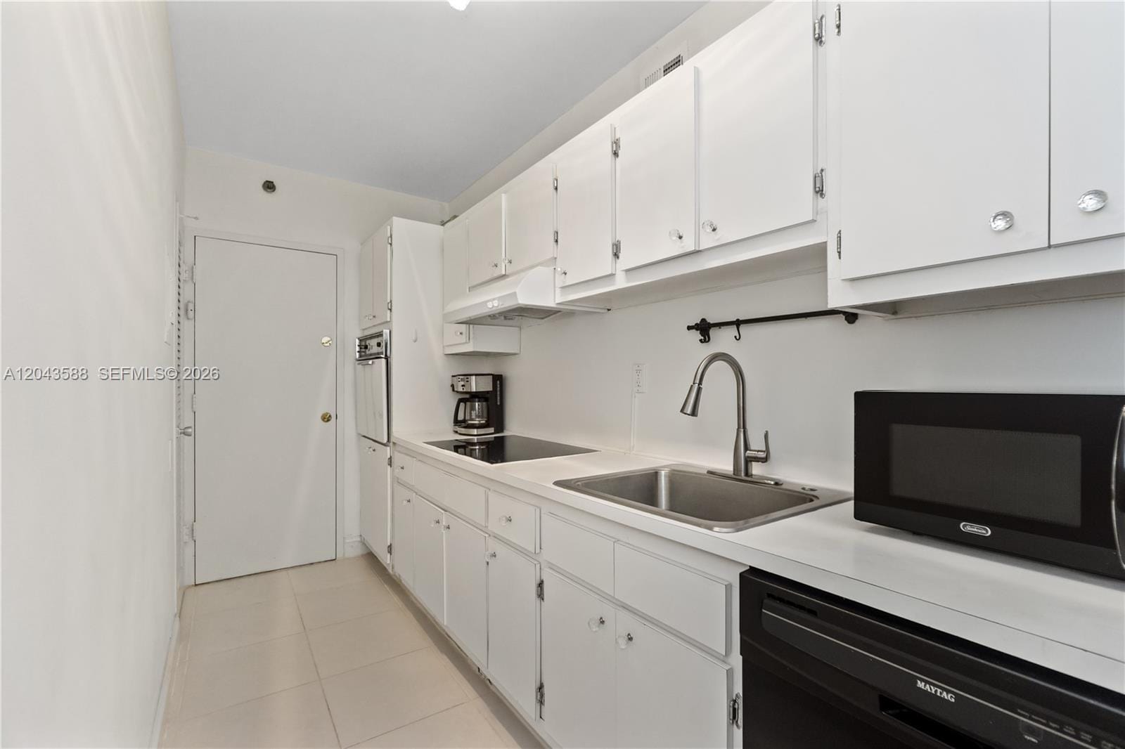 100 Lincoln Road 306, Miami Beach, FL 33139 photo 9