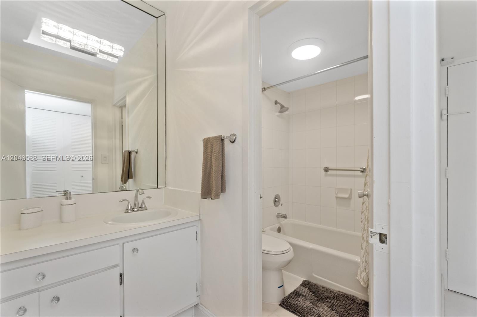 100 Lincoln Road 306, Miami Beach, FL 33139 photo 10