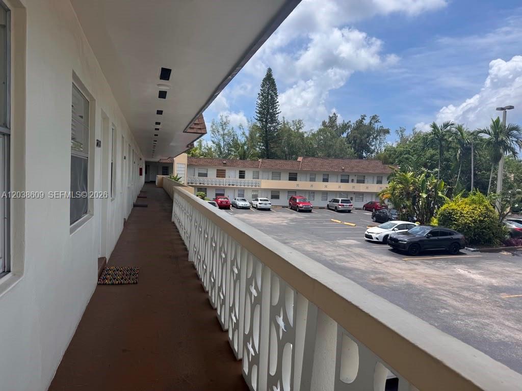1860 Venice Park Drive 208, North Miami, FL 33181