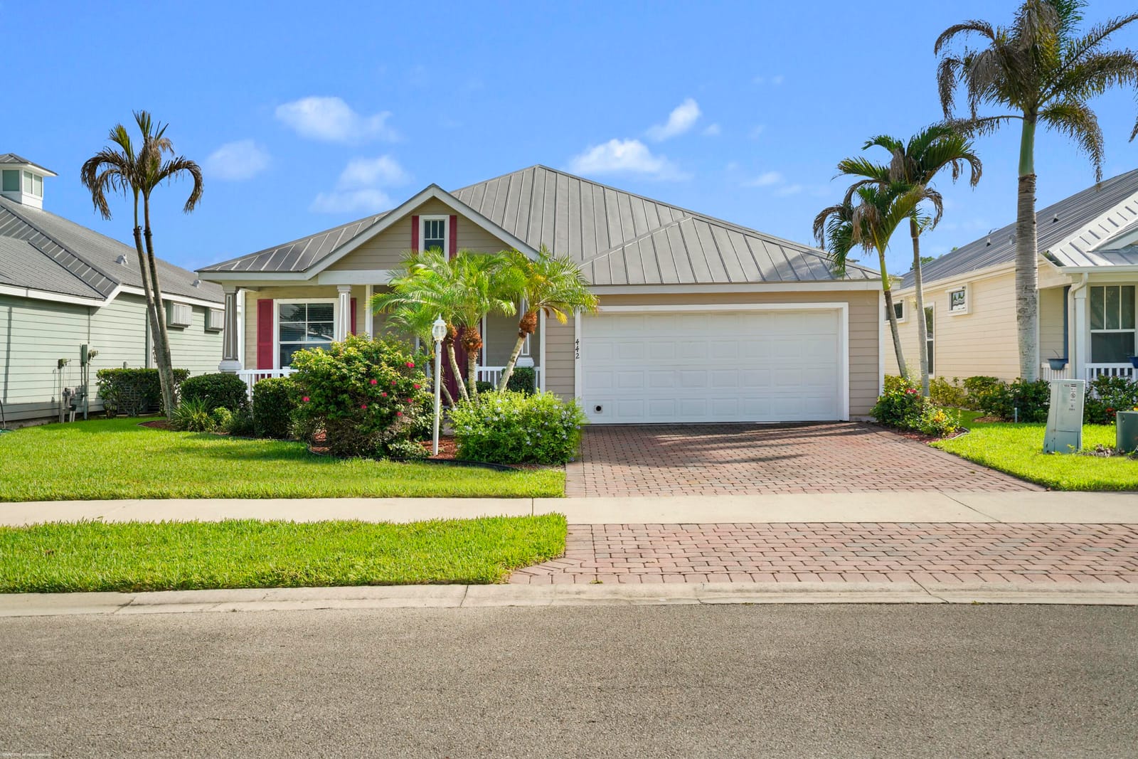 442 NE Leaping Frog Way