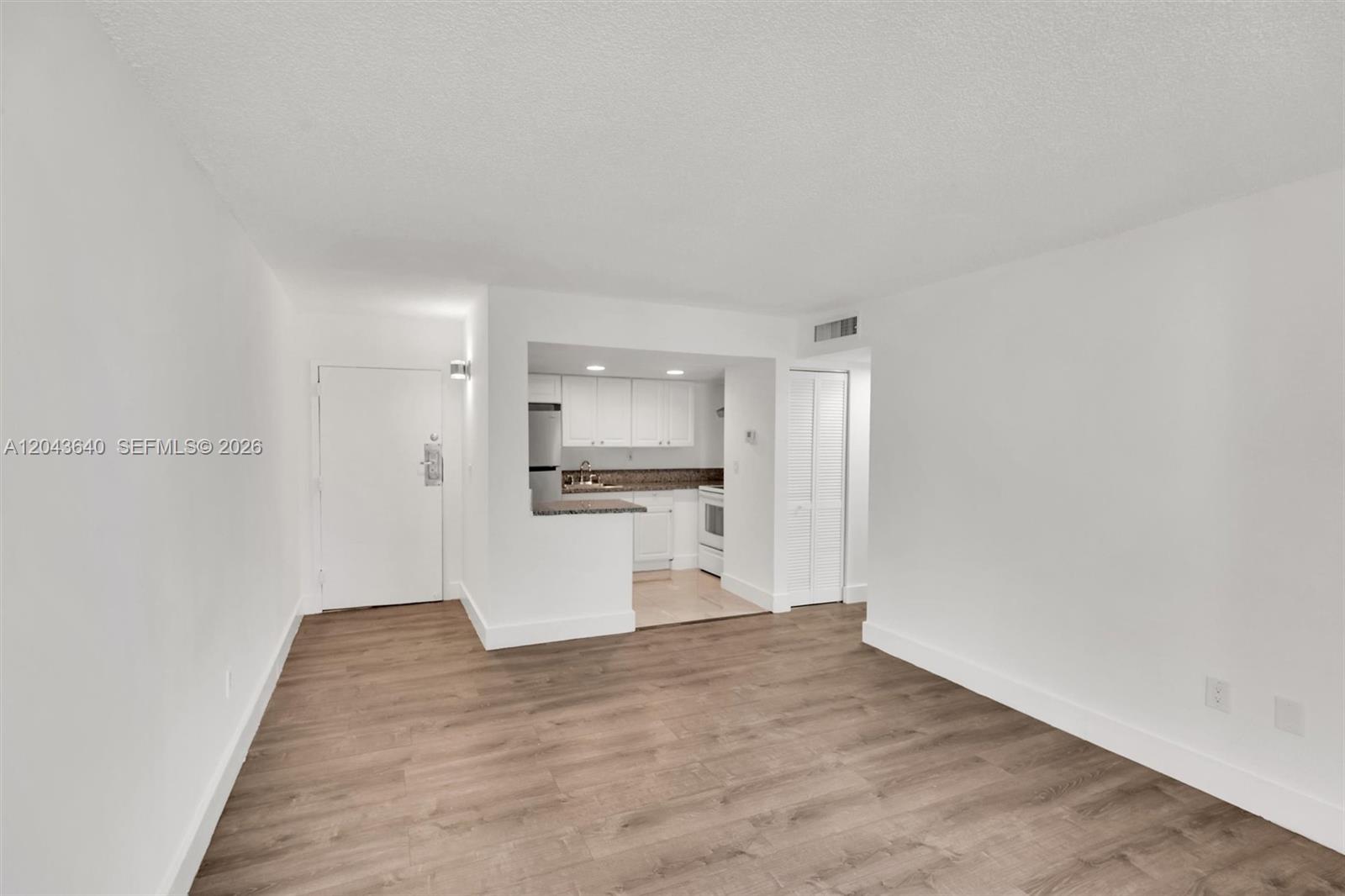 4335 S Tamiami Canal Drive 201, Miami, FL 33126, Miami
