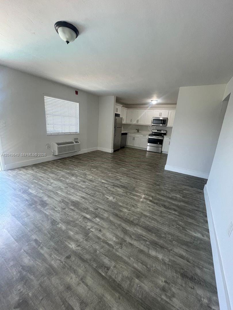 3270 W Trade Avenue 14 — photo 3