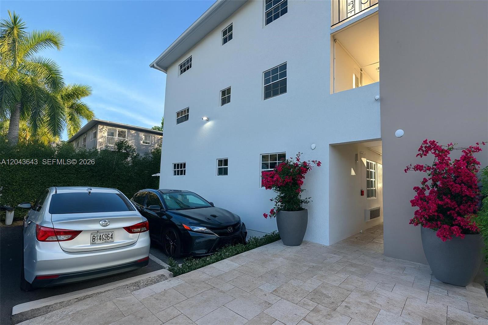 3270 W Trade Avenue 14, Miami, FL 33133, Miami