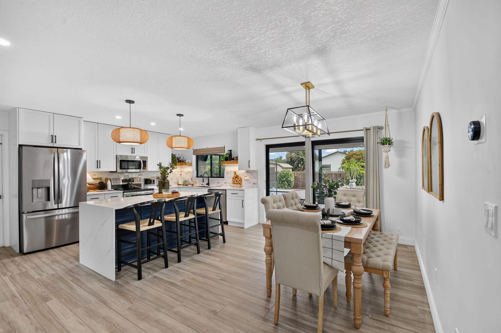 110 W Coconut Drive — photo 9