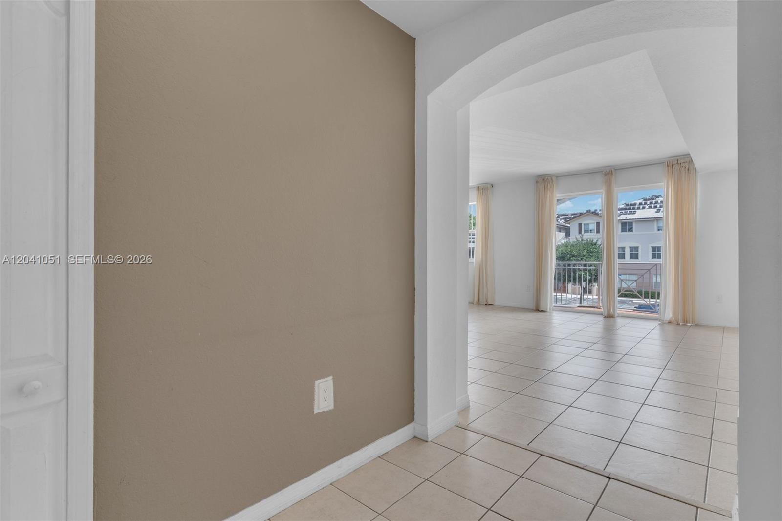 8826 W Flagler Street 203 — photo 3