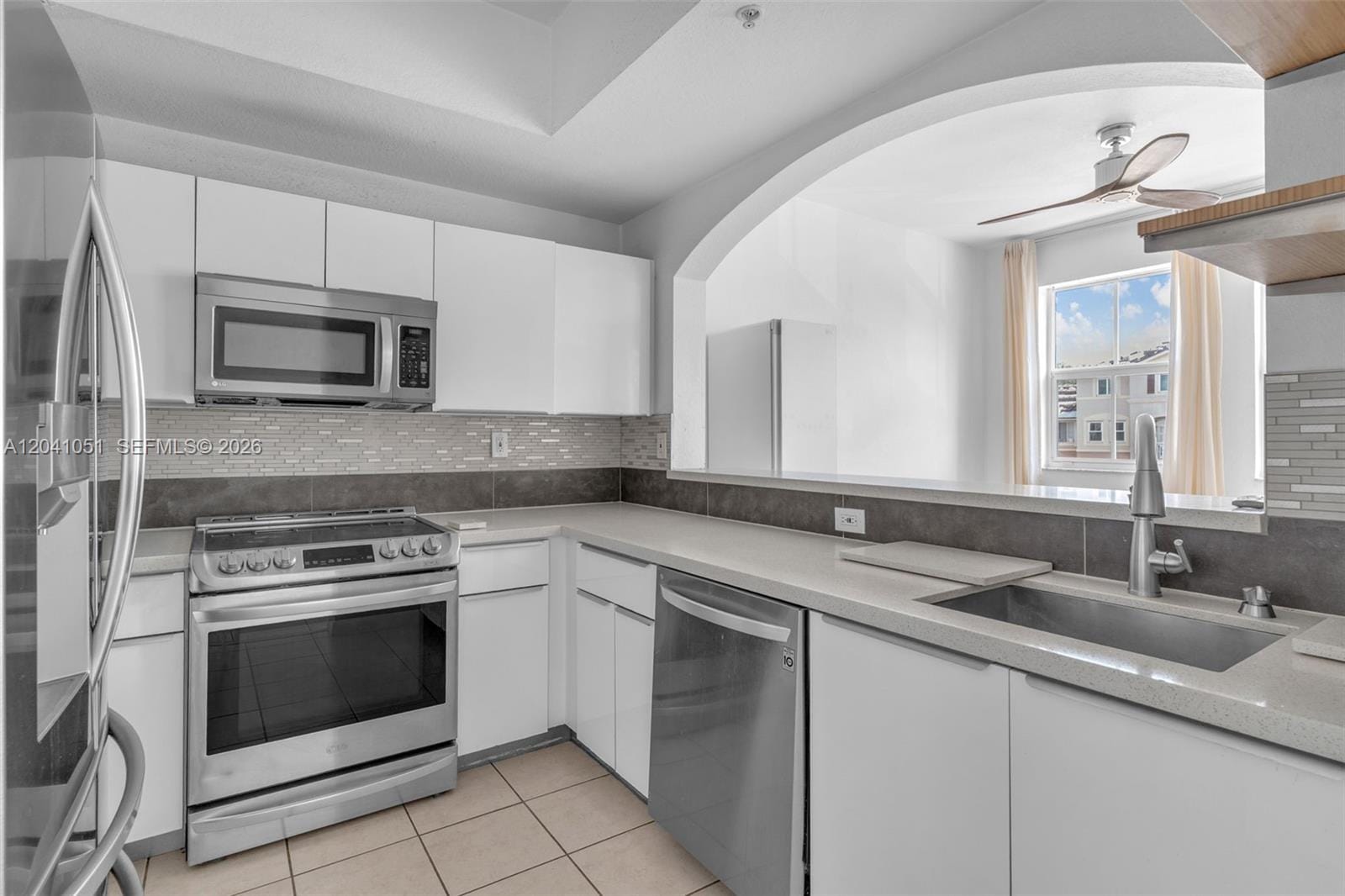 8826 W Flagler Street 203 — photo 6
