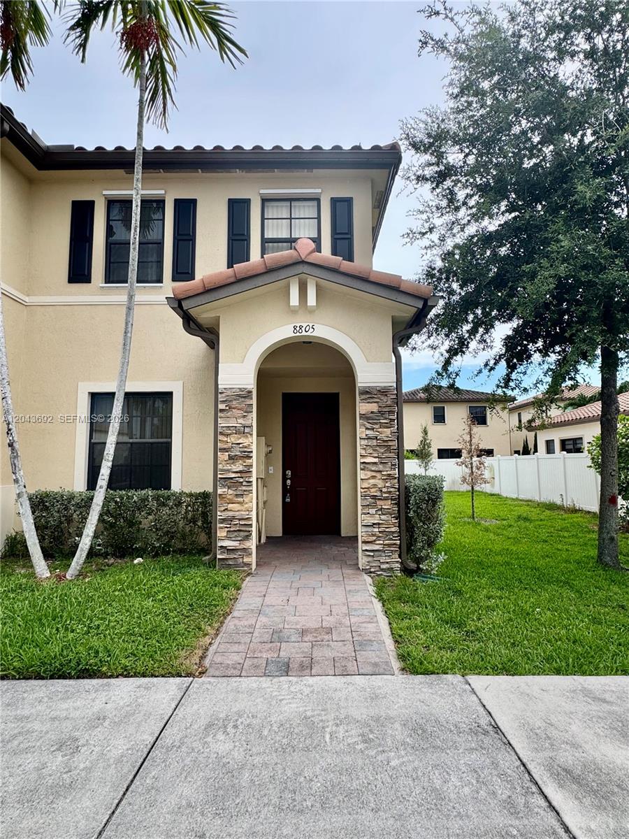 8805 W 35th Avenue, Hialeah, FL 33018