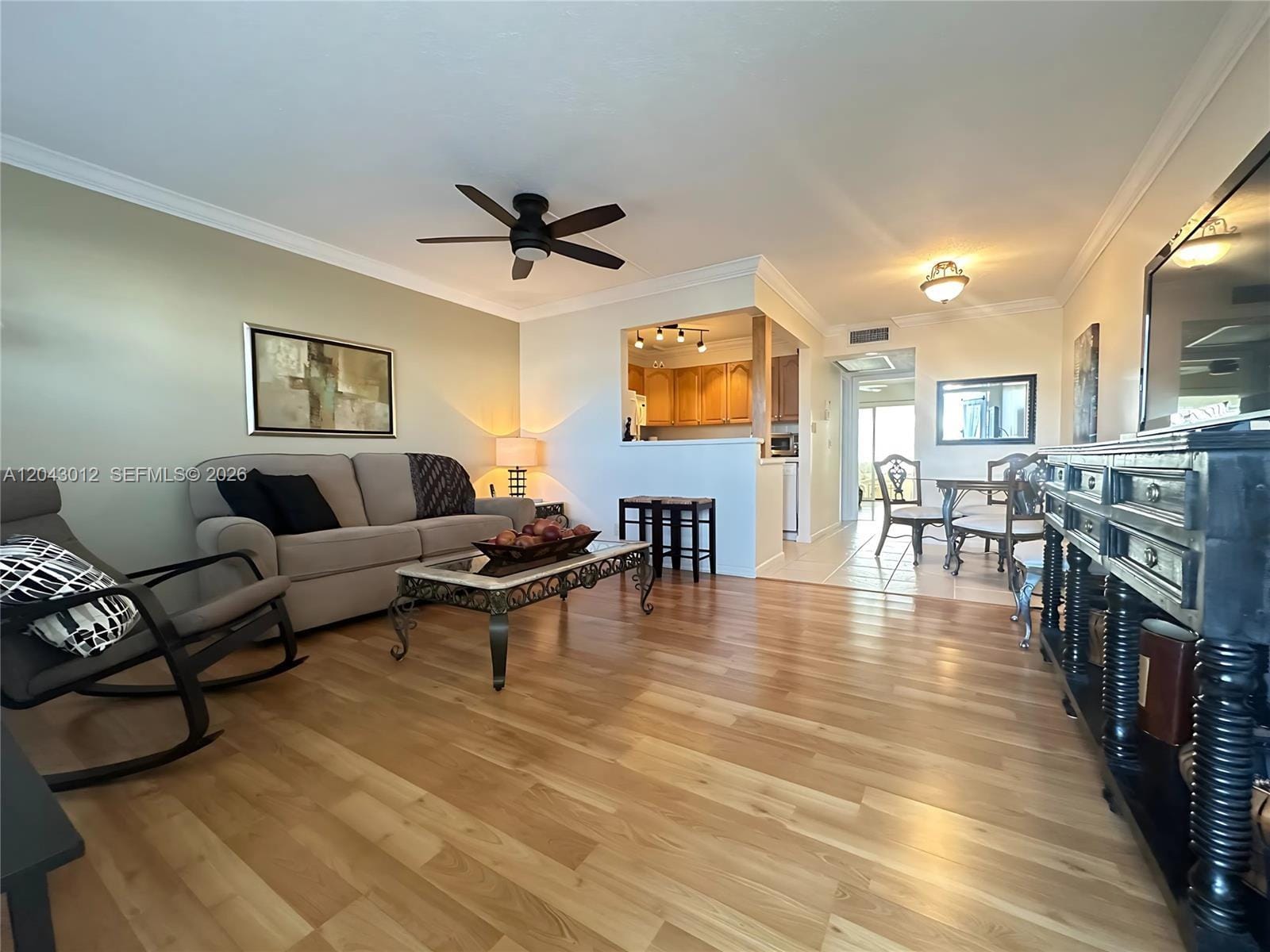 1009 Harwood C 1009 — photo 2