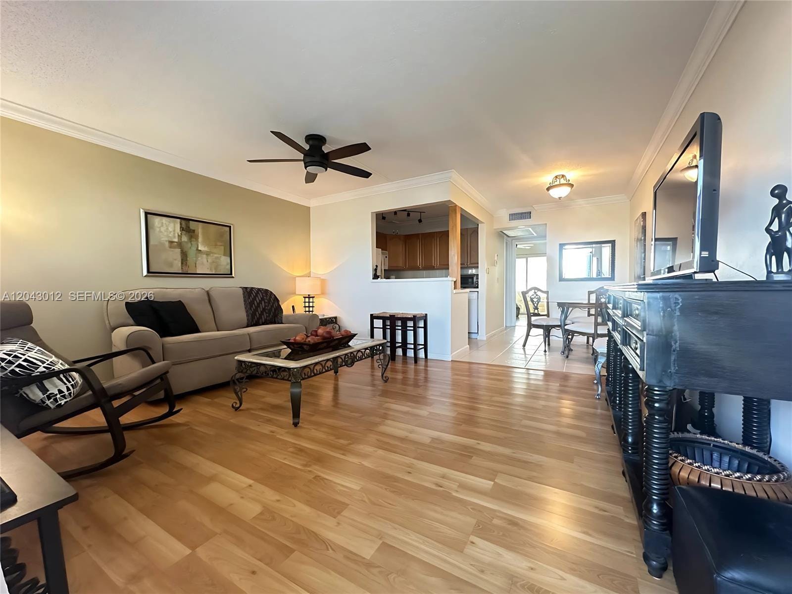1009 Harwood C 1009 — photo 4