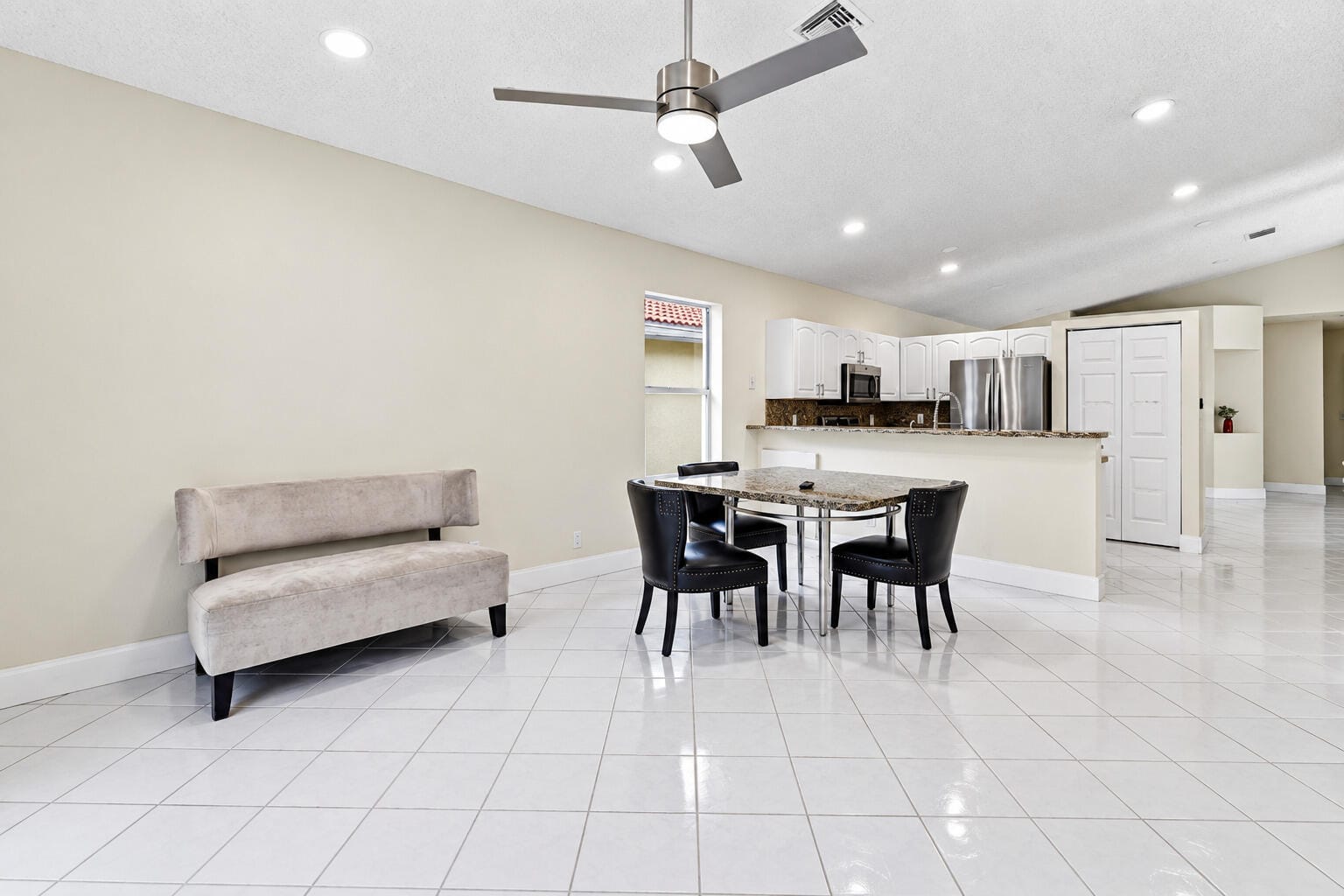 9676 Cherry Blossom Court, Boynton Beach, FL 33437 photo 4