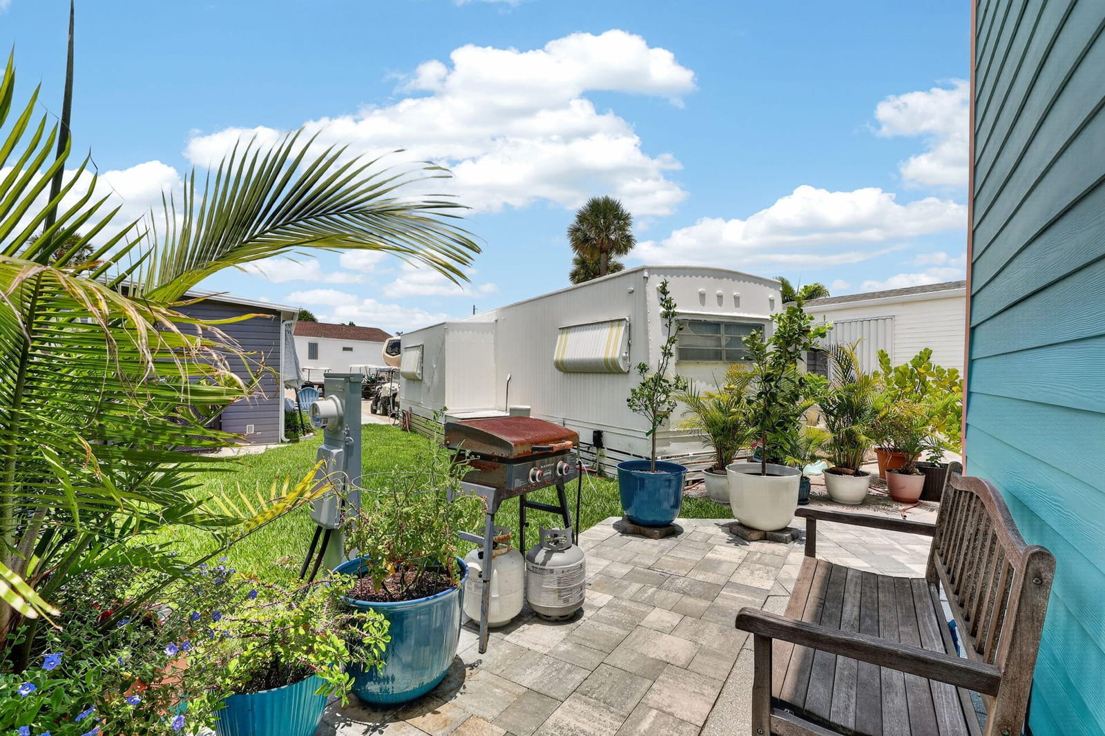 946 Nettles Boulevard, Jensen Beach, FL 34957 photo 17