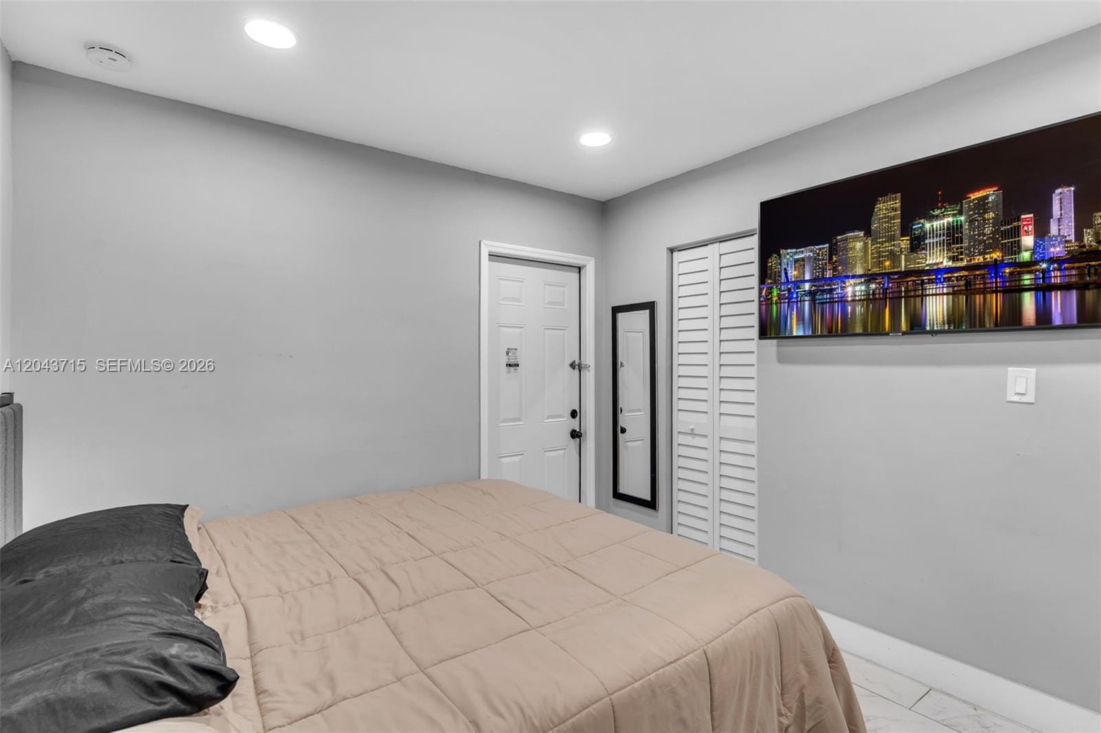 15100 NE 14th Court — photo 8