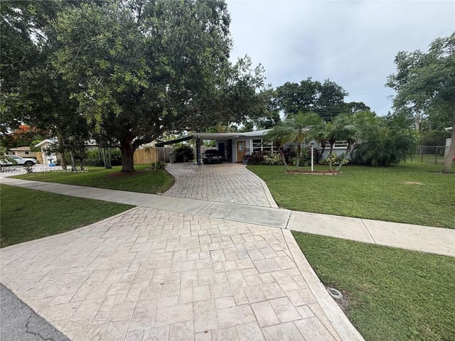 1232 SW 1st Avenue, Pompano Beach, FL 33060