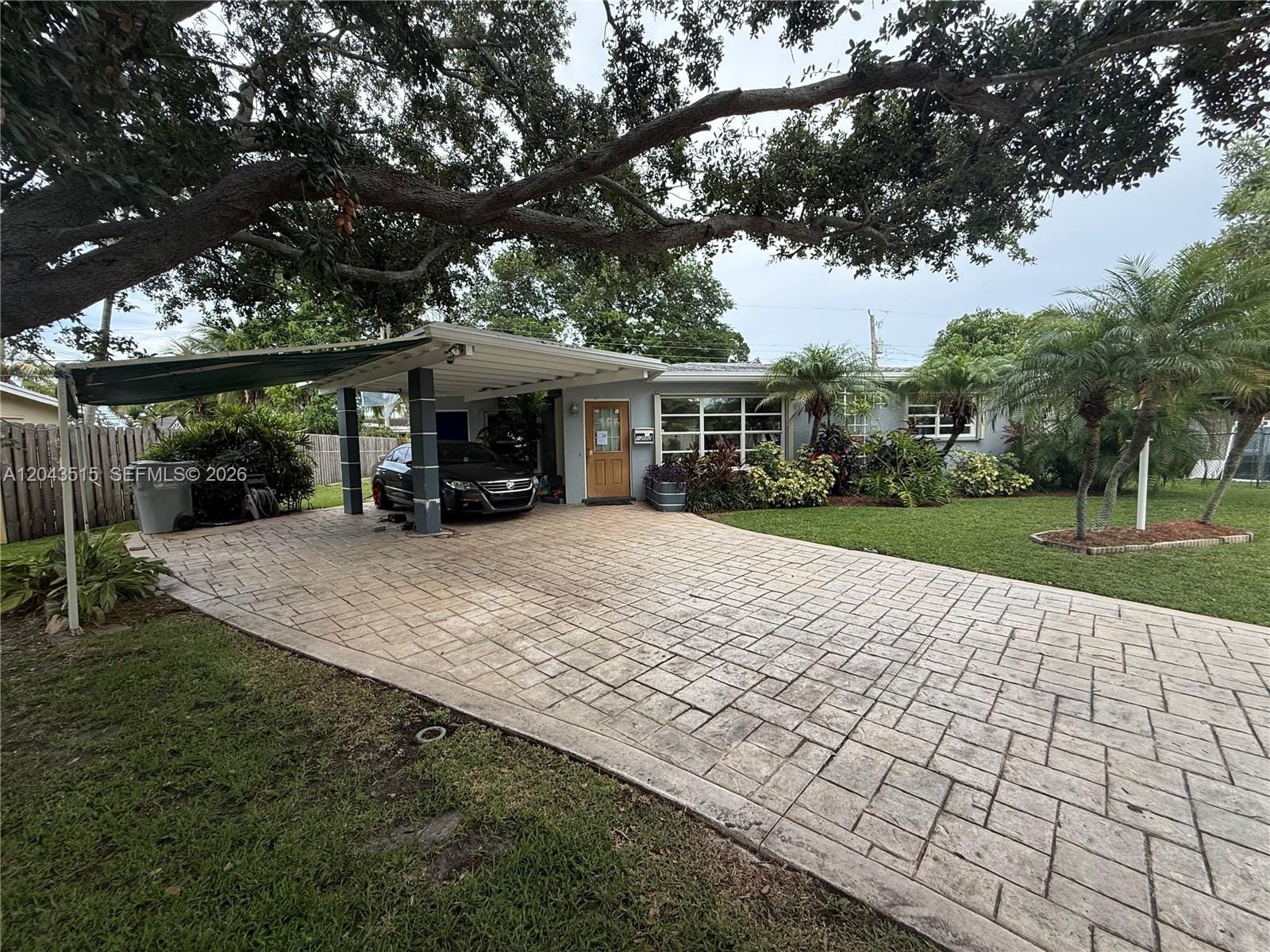 1232 SW 1st Avenue — photo 2