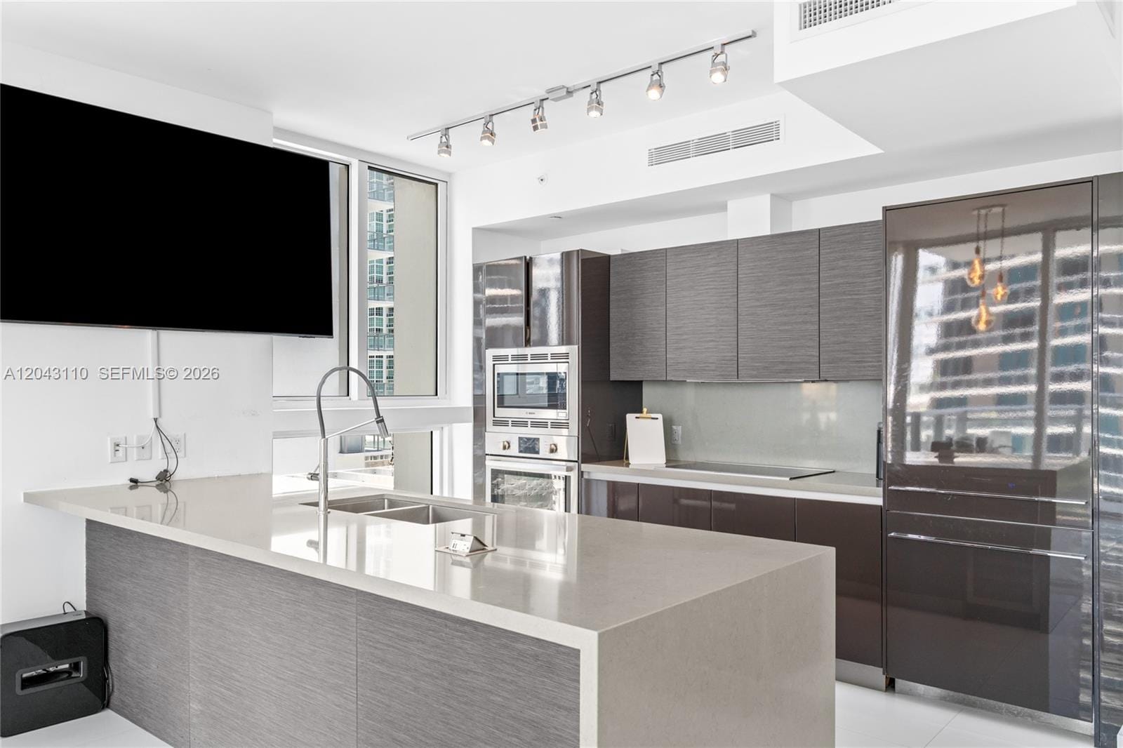1080 Brickell Avenue 1509, Miami, FL 33131 photo 13