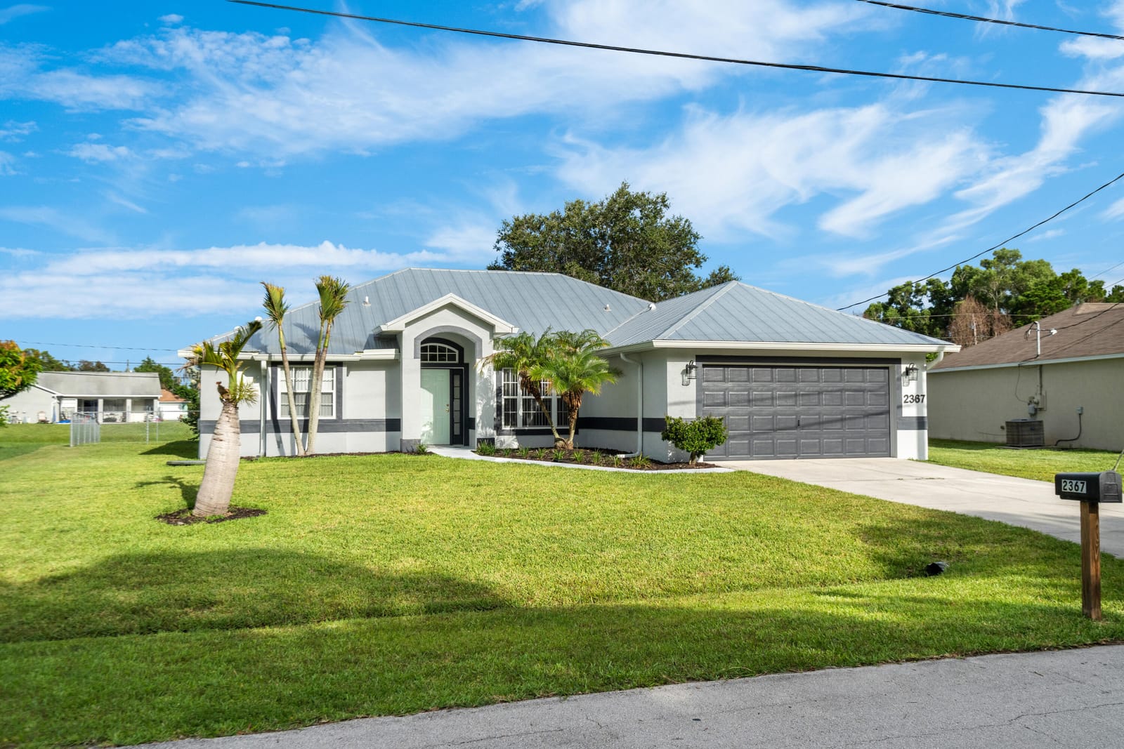 2367 SE Rock Springs Drive — photo 4