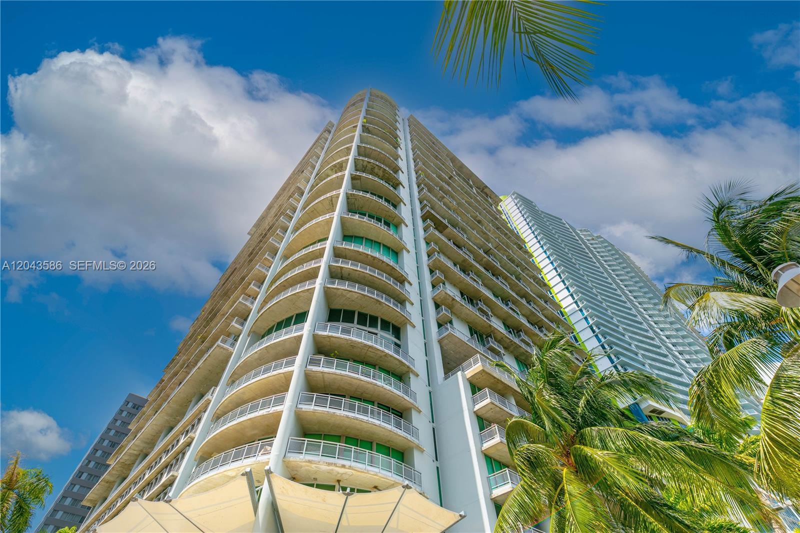 690 SW 1st Court PHII17, Miami, FL 33130