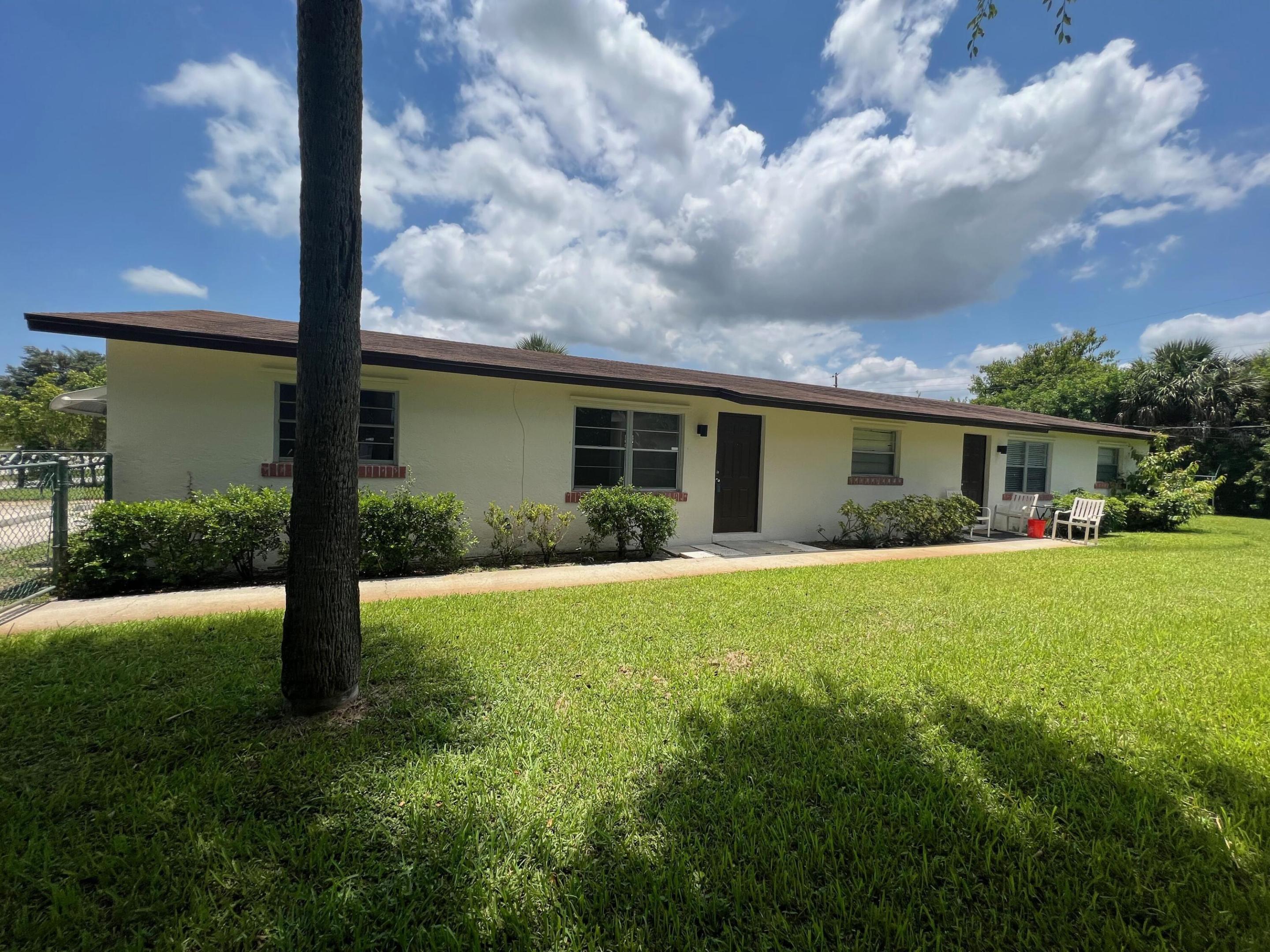 1887 Breezy Lane, West Palm Beach, FL 33417, West Palm Beach
