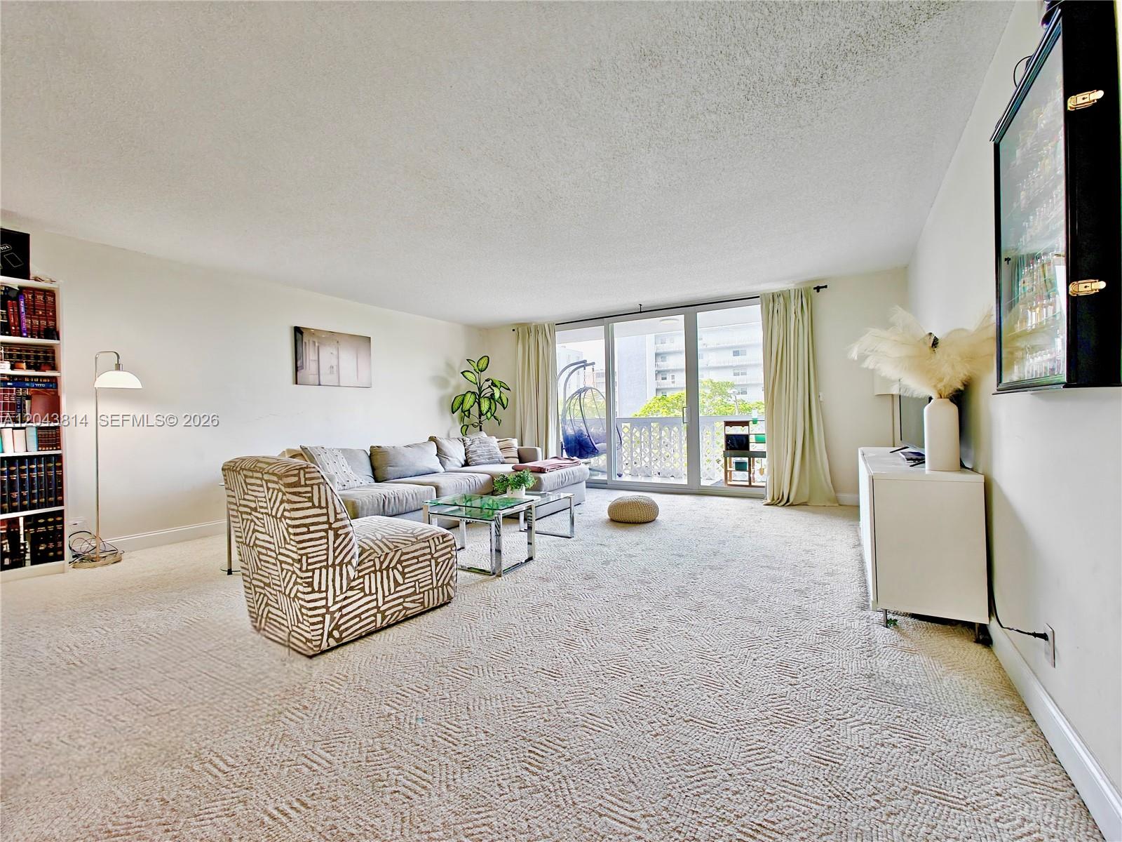 400 NE 12th Avenue 306, Hallandale Beach, FL 33009
