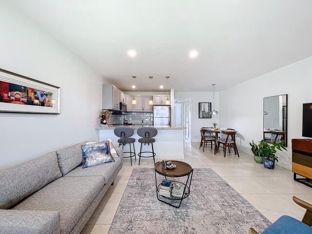 410 Chatham T — photo 2