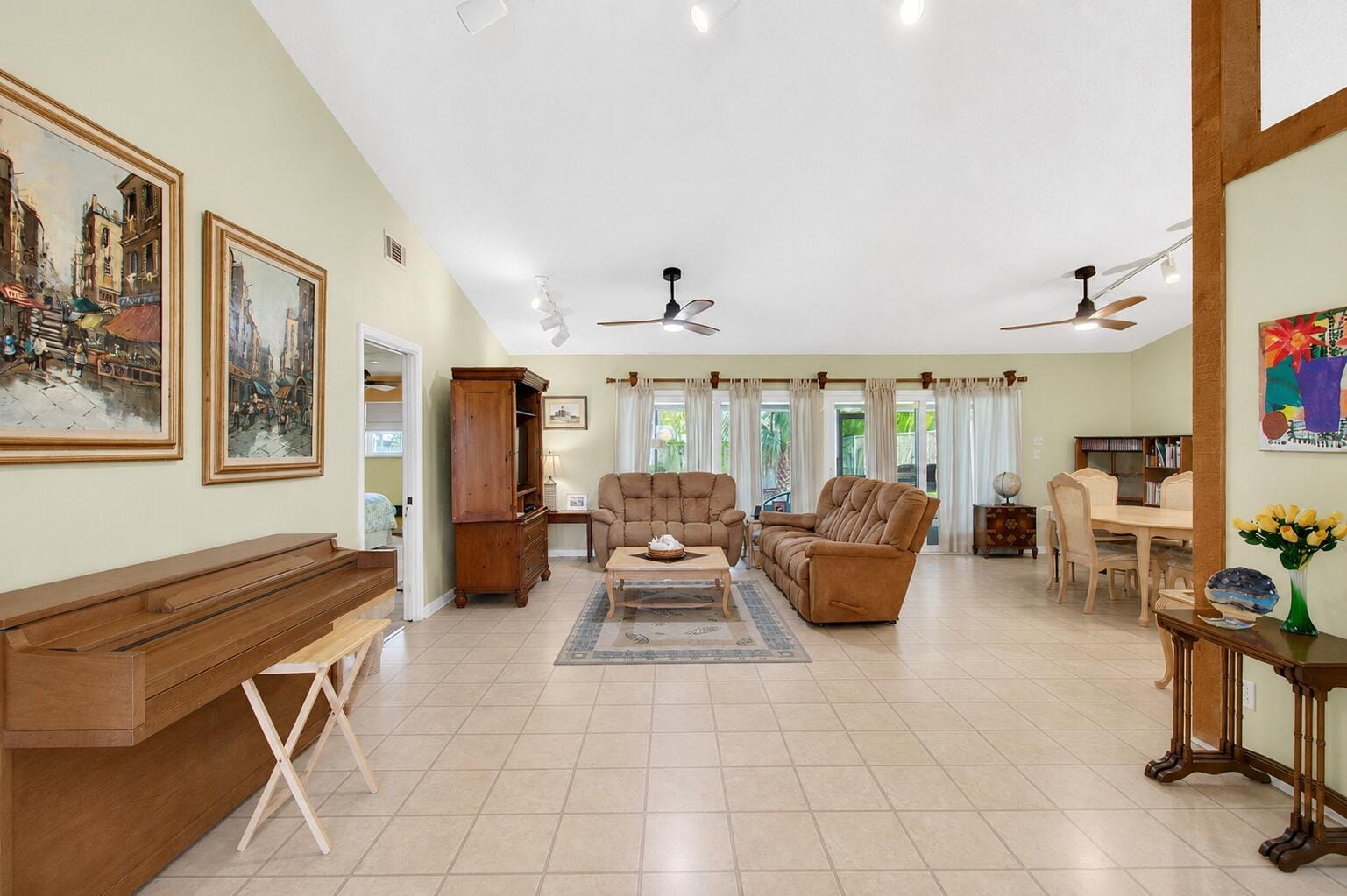 2400 SW 19th Avenue, Boynton Beach, FL 33426 photo 3
