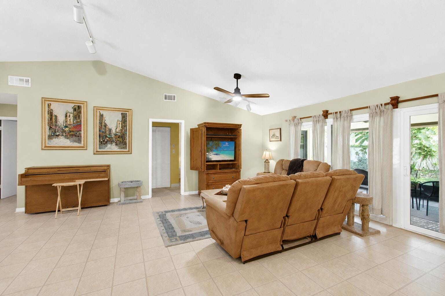 2400 SW 19th Avenue, Boynton Beach, FL 33426 photo 6