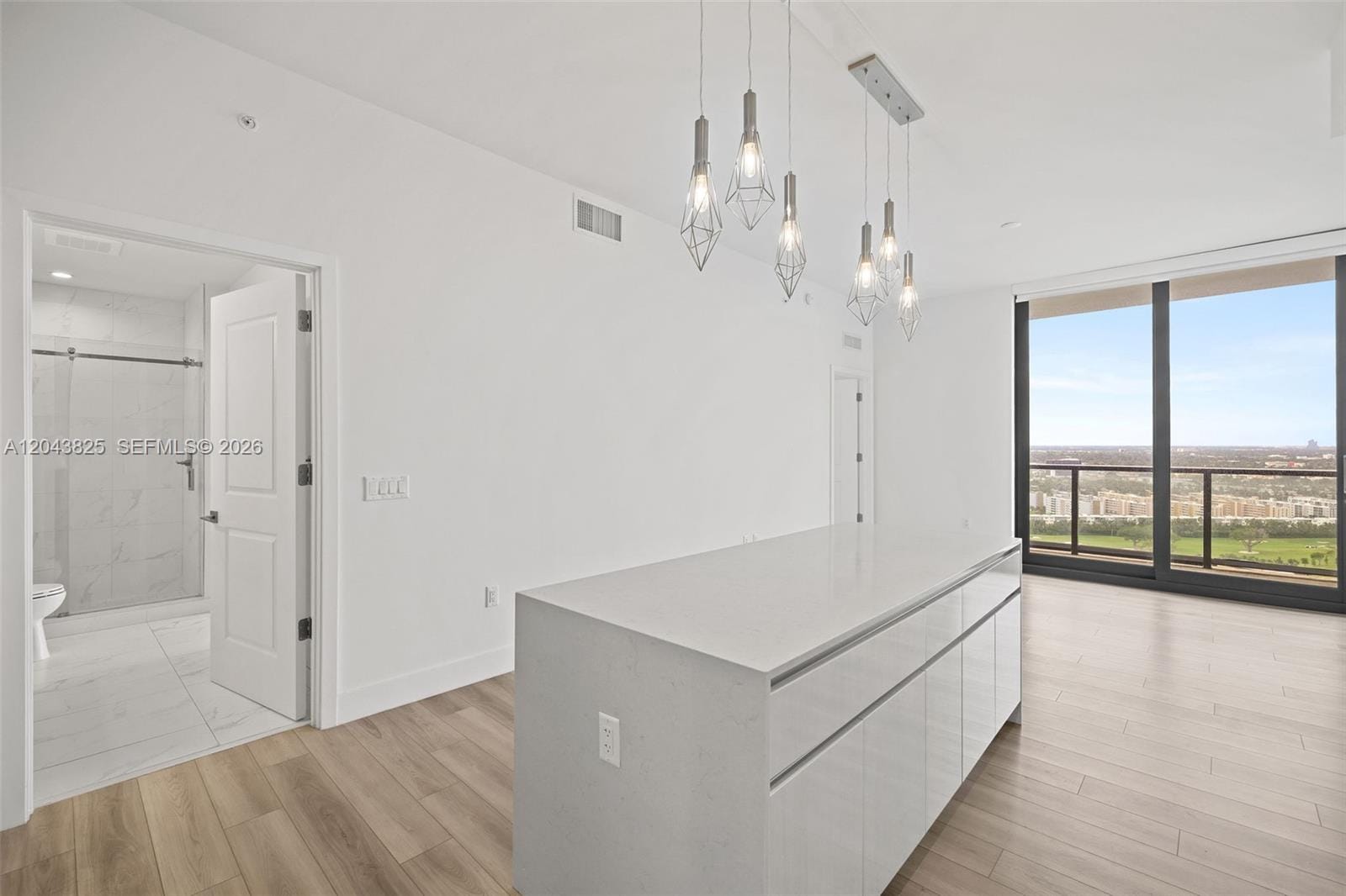 101 Diplomat Parkway 1805 — photo 3