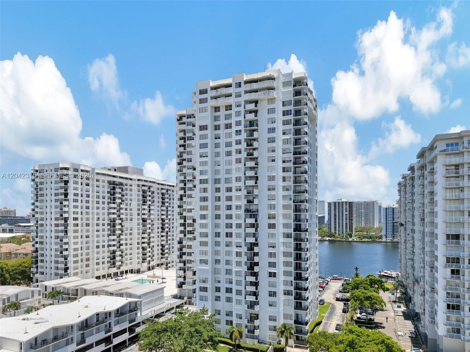 2750 NE 183rd Street 2410, Aventura, FL 33160