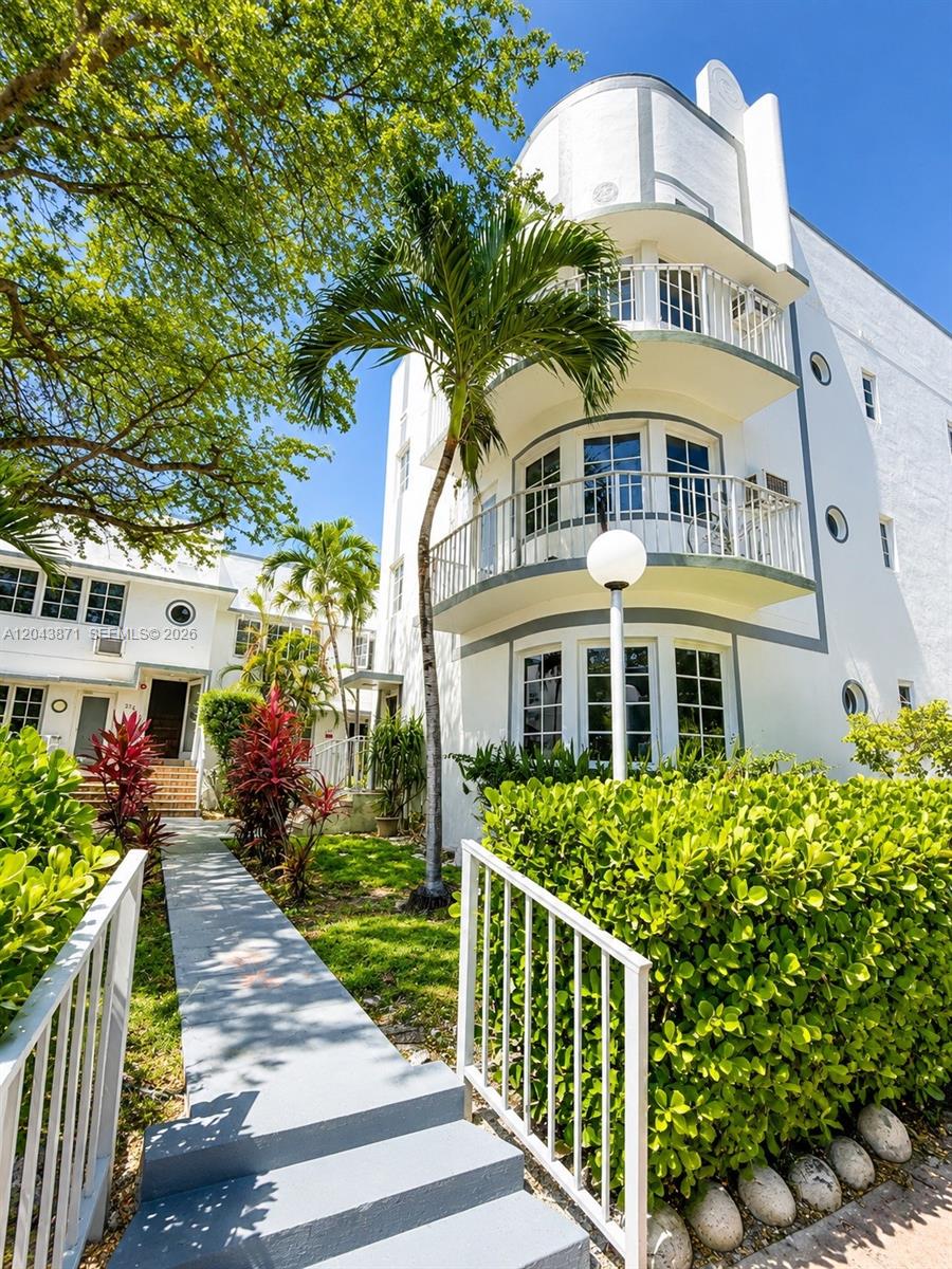 322 25th Street 12, Miami Beach, FL 33140, Miami Beach