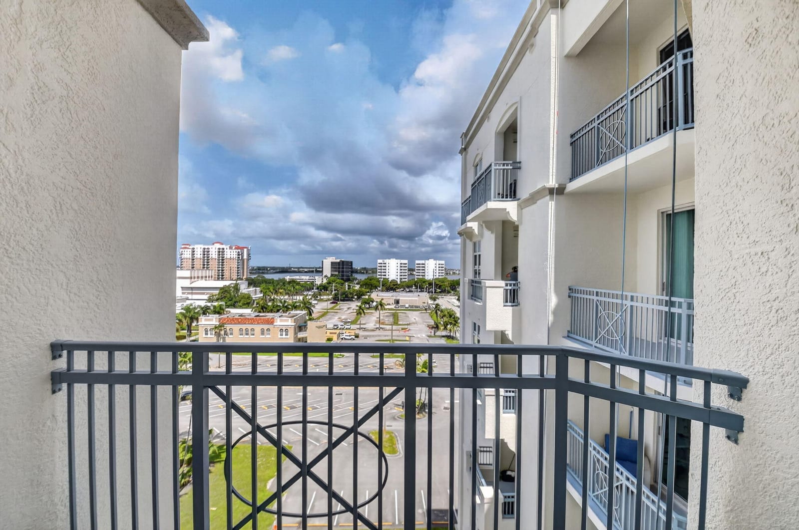 403 S Sapodilla Avenue 706 — photo 9