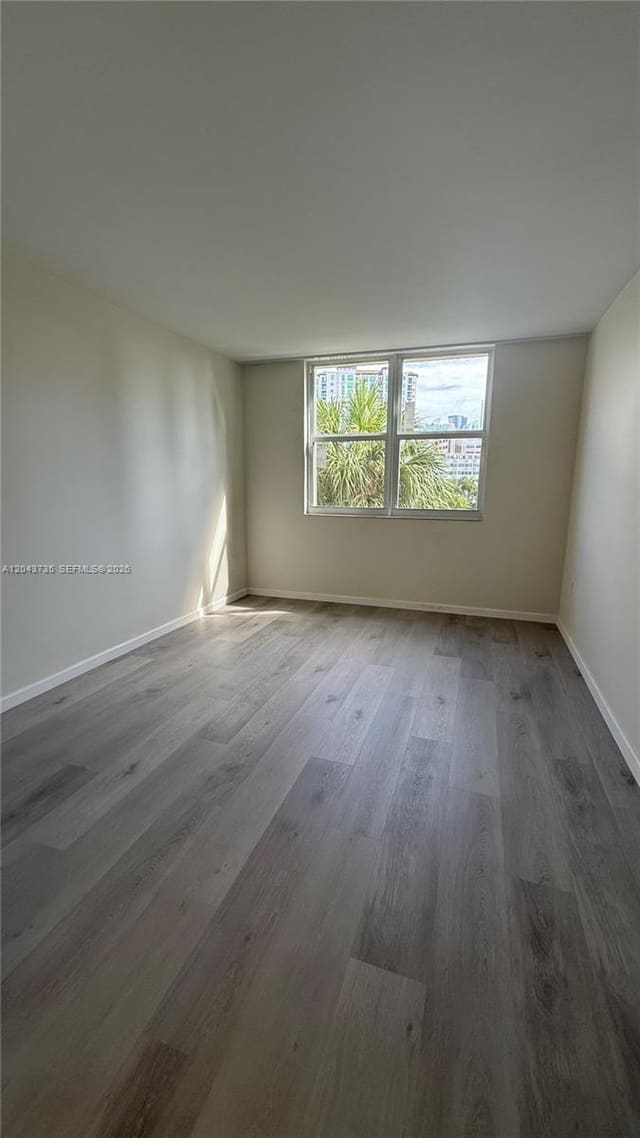 300 Bayview Drive 211, Sunny Isles Beach, FL 33160