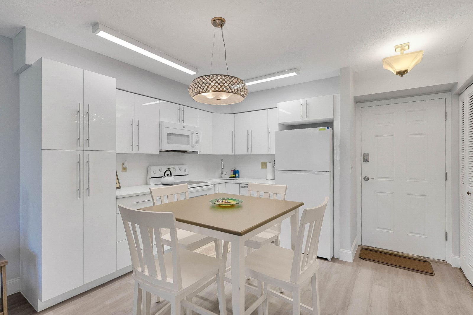 2400 S Ocean Drive 5312 — photo 2