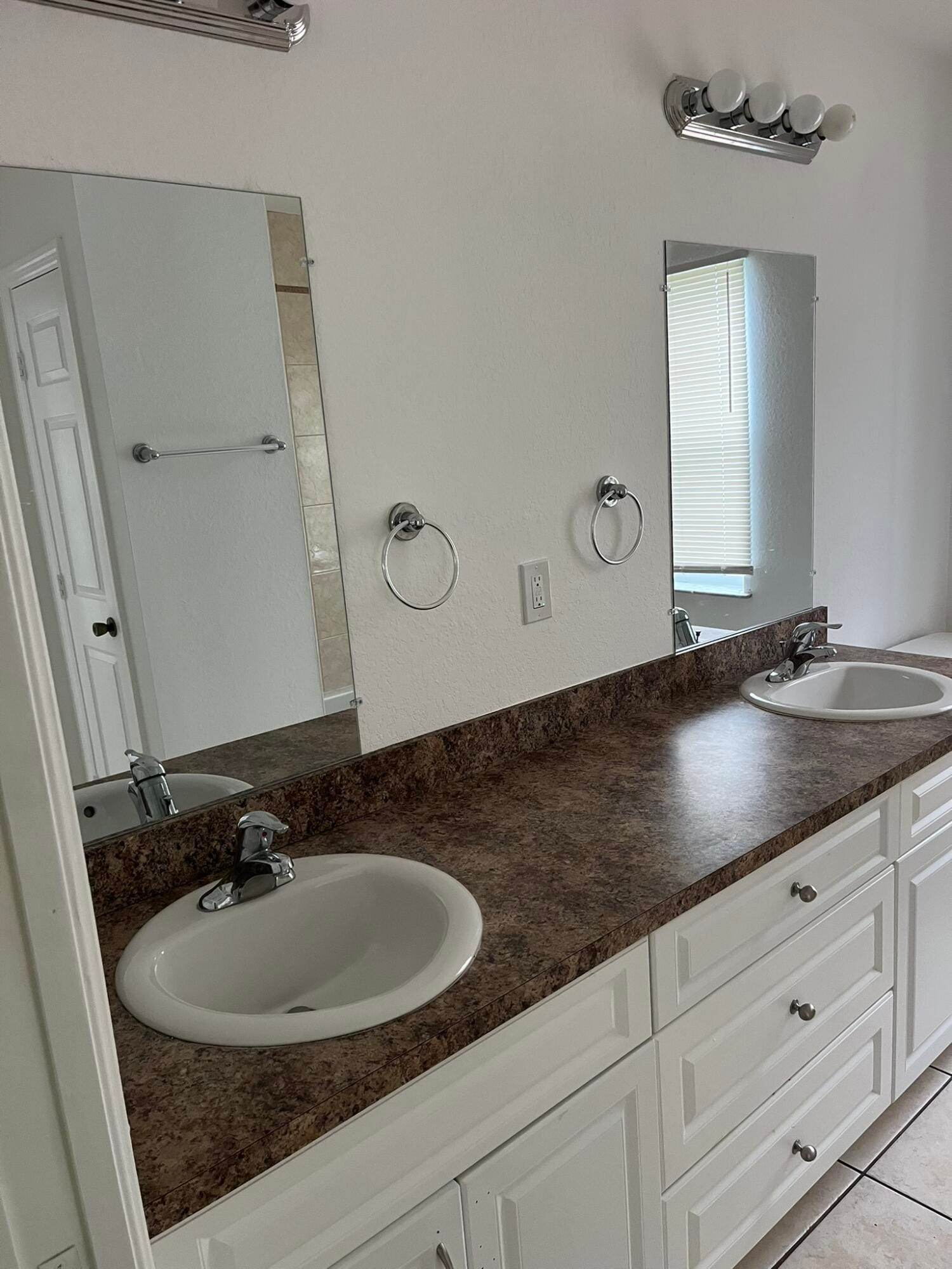 3049 SE 38th Avenue — photo 7