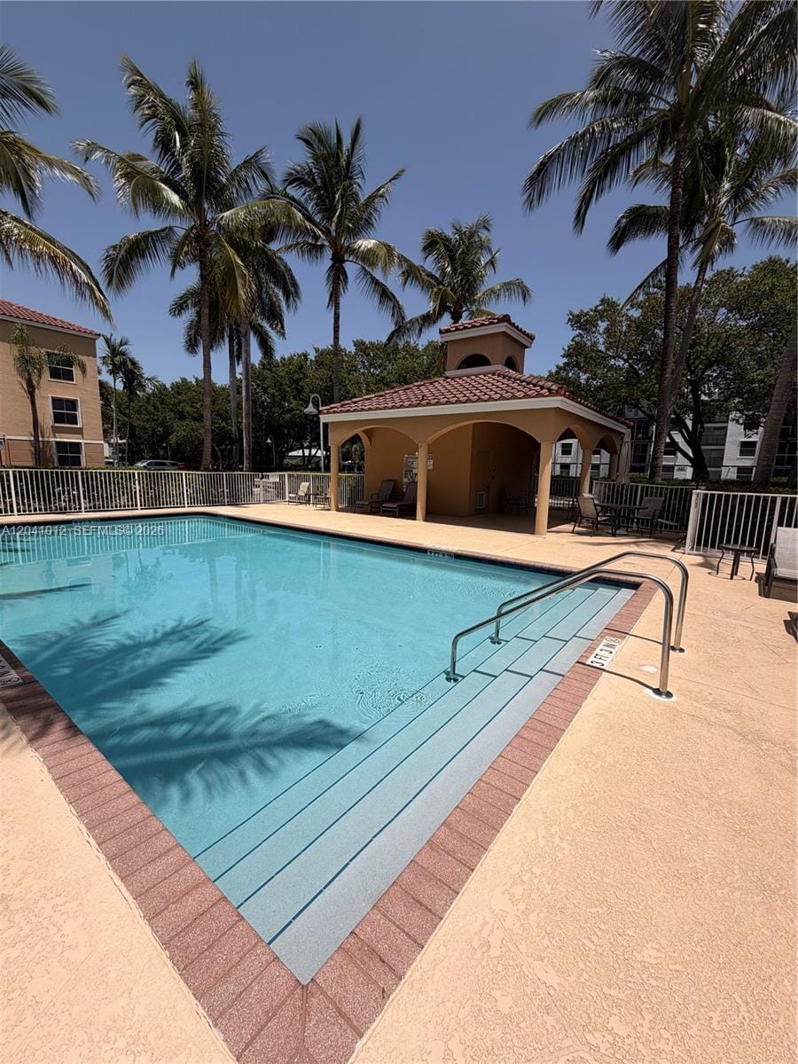 619 E Sheridan Street 105, Dania Beach, FL 33004 photo 23