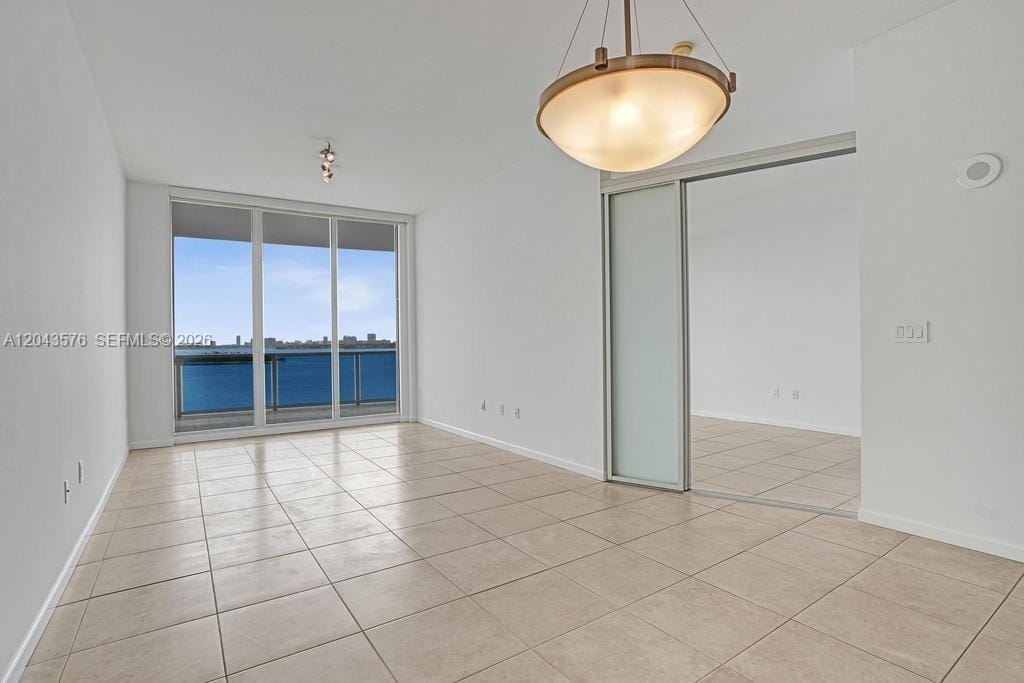 725 NE 22nd Street 8B — photo 11