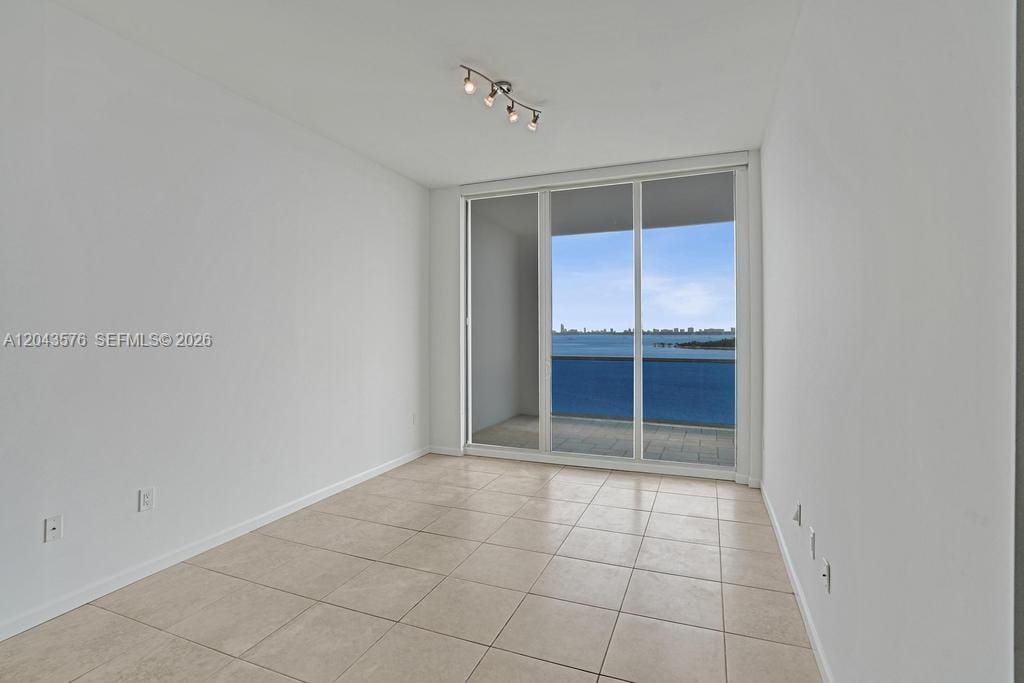 725 NE 22nd Street 8B, Miami, FL 33137 photo 13