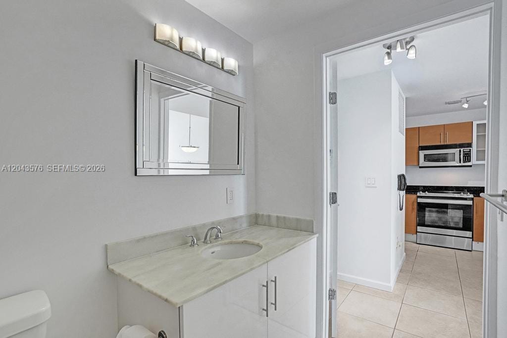 725 NE 22nd Street 8B — photo 6