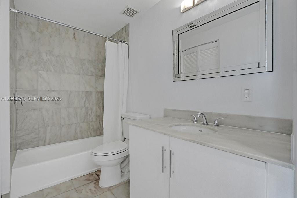 725 NE 22nd Street 8B — photo 7