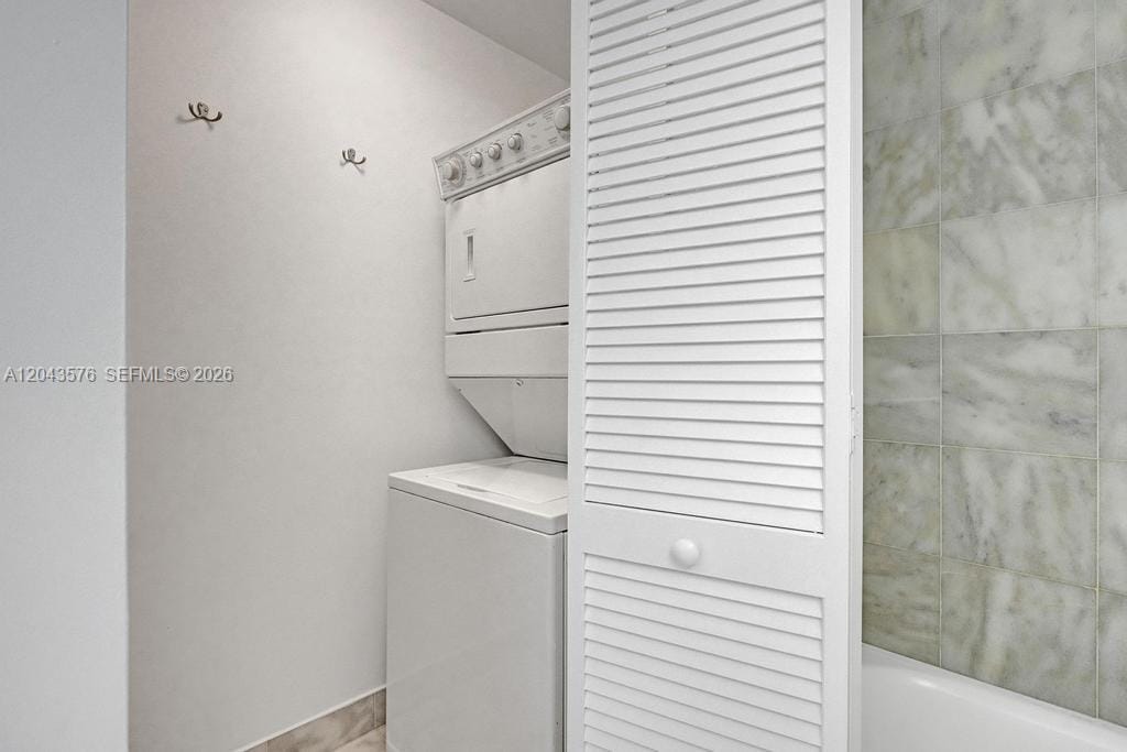 725 NE 22nd Street 8B — photo 8