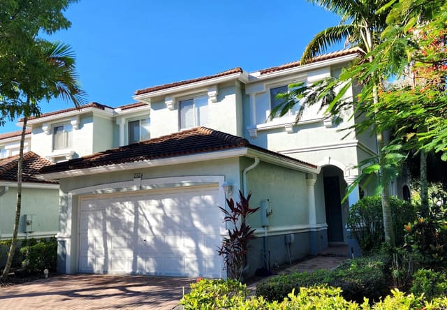 2124 Oakmont Drive, Thousand Oaks, Riviera Beach, FL