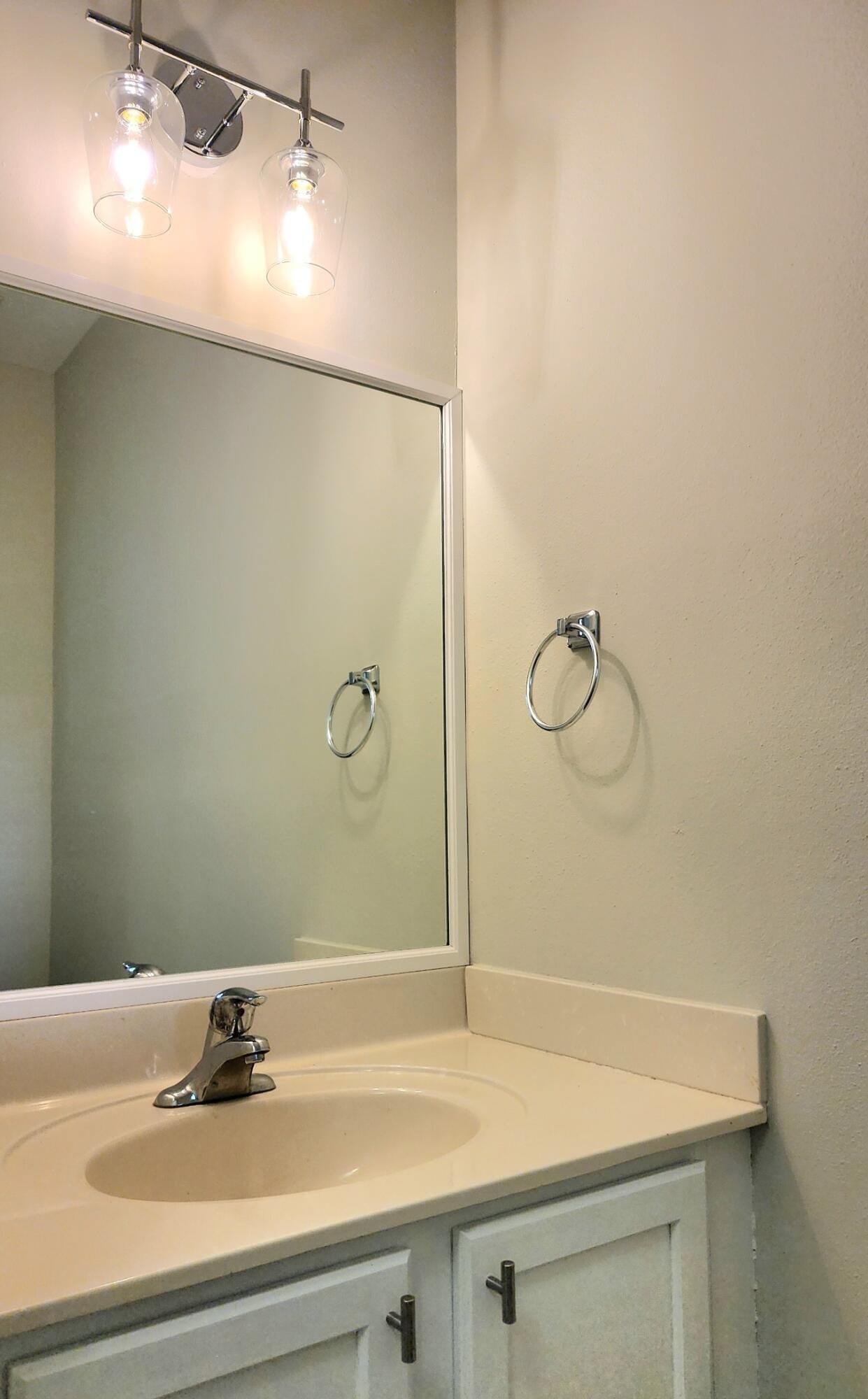 2124 Oakmont Drive — photo 10