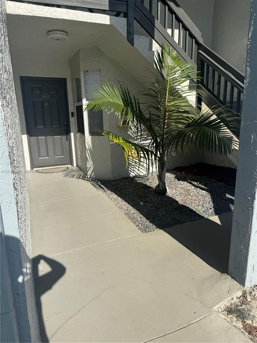 601 SW 113th Way 601, Pembroke Pines, FL 33025