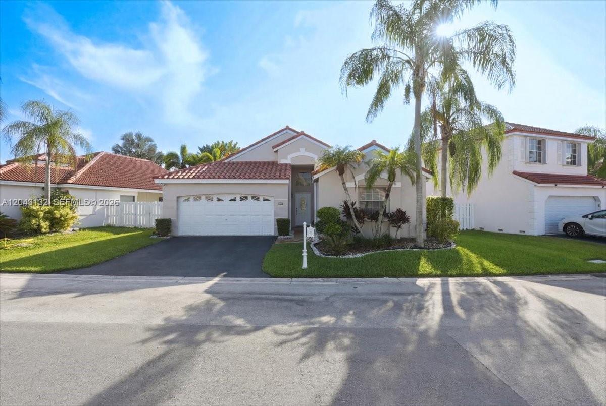 345 Somerset Way, Weston, FL 33326, Weston