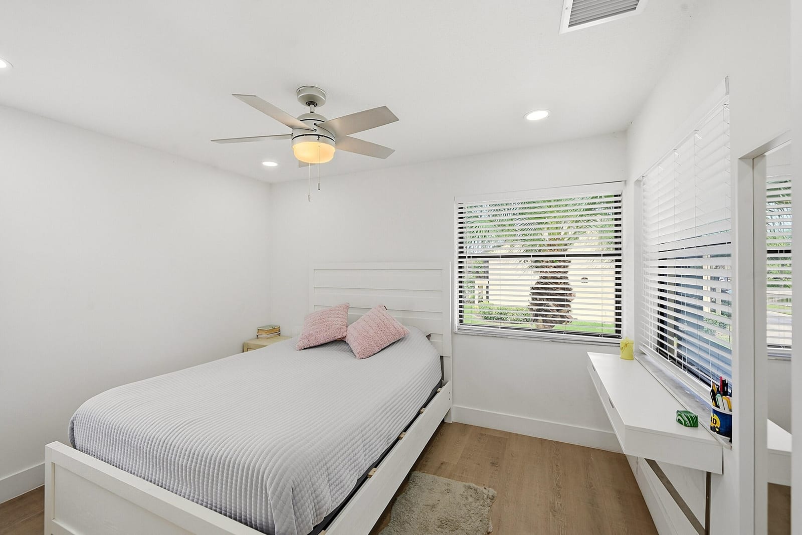 4699 E Lucerne Lakes Boulevard 206 — photo 11