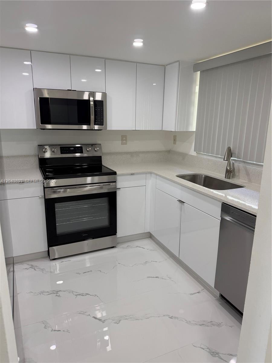 11123 NW 7th Street 1034, Miami, FL 33172, Miami